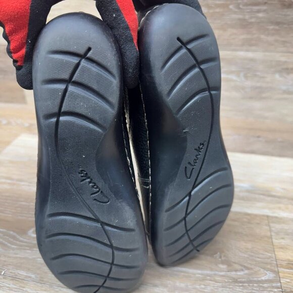 Clarks Ashland Effie Black Leather Slip On Loafer Women's Size 9.5 - Picture 5 of 8